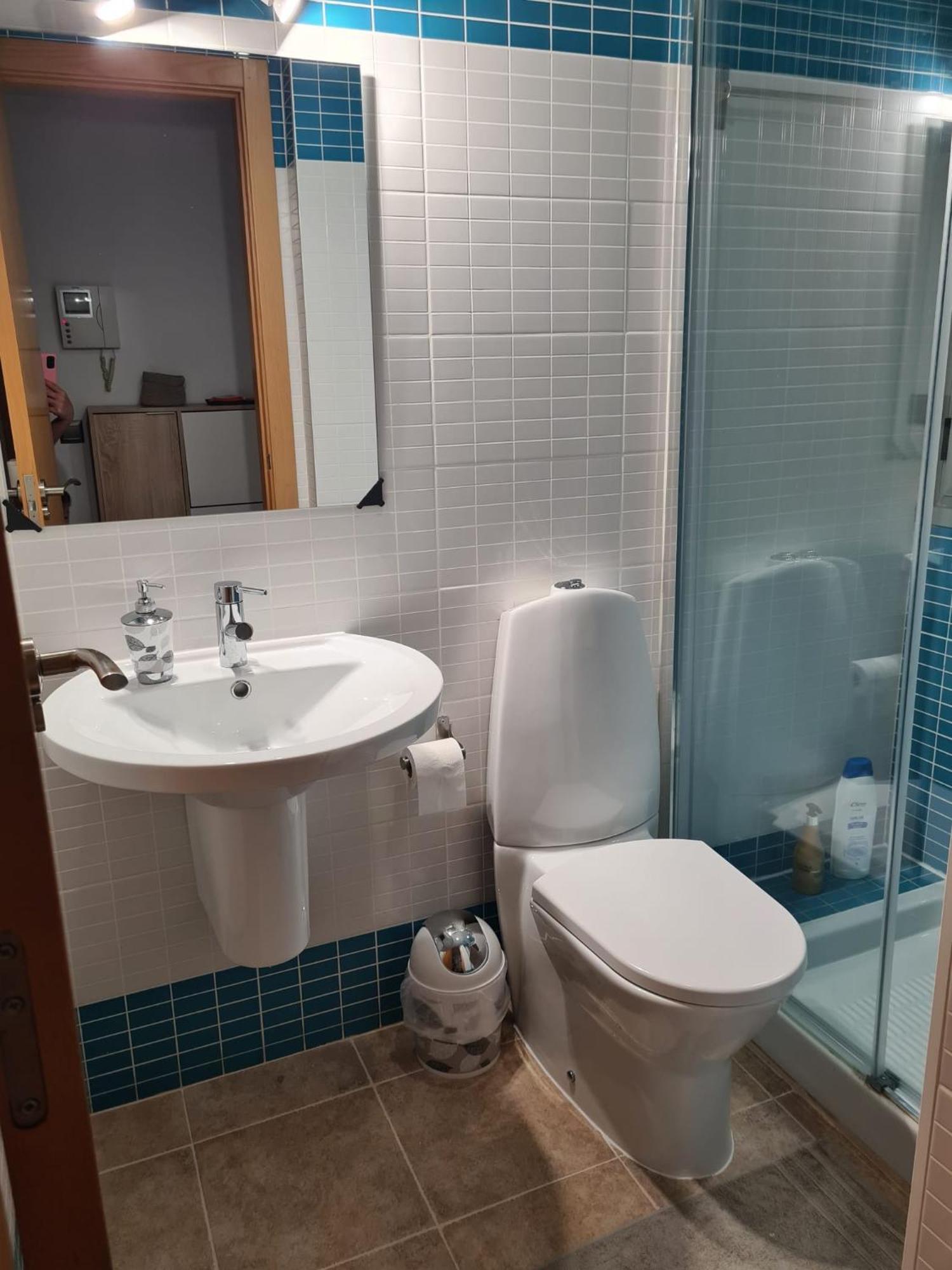 알리칸테 Quarto Com Banheiro Privado Em Apartamento Familiar 아파트 외부 사진