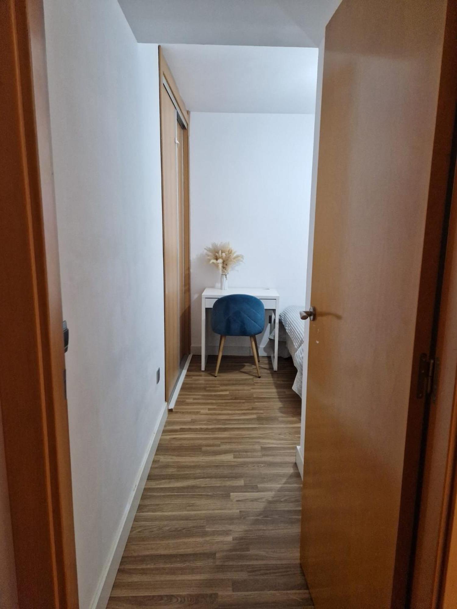 알리칸테 Quarto Com Banheiro Privado Em Apartamento Familiar 아파트 외부 사진